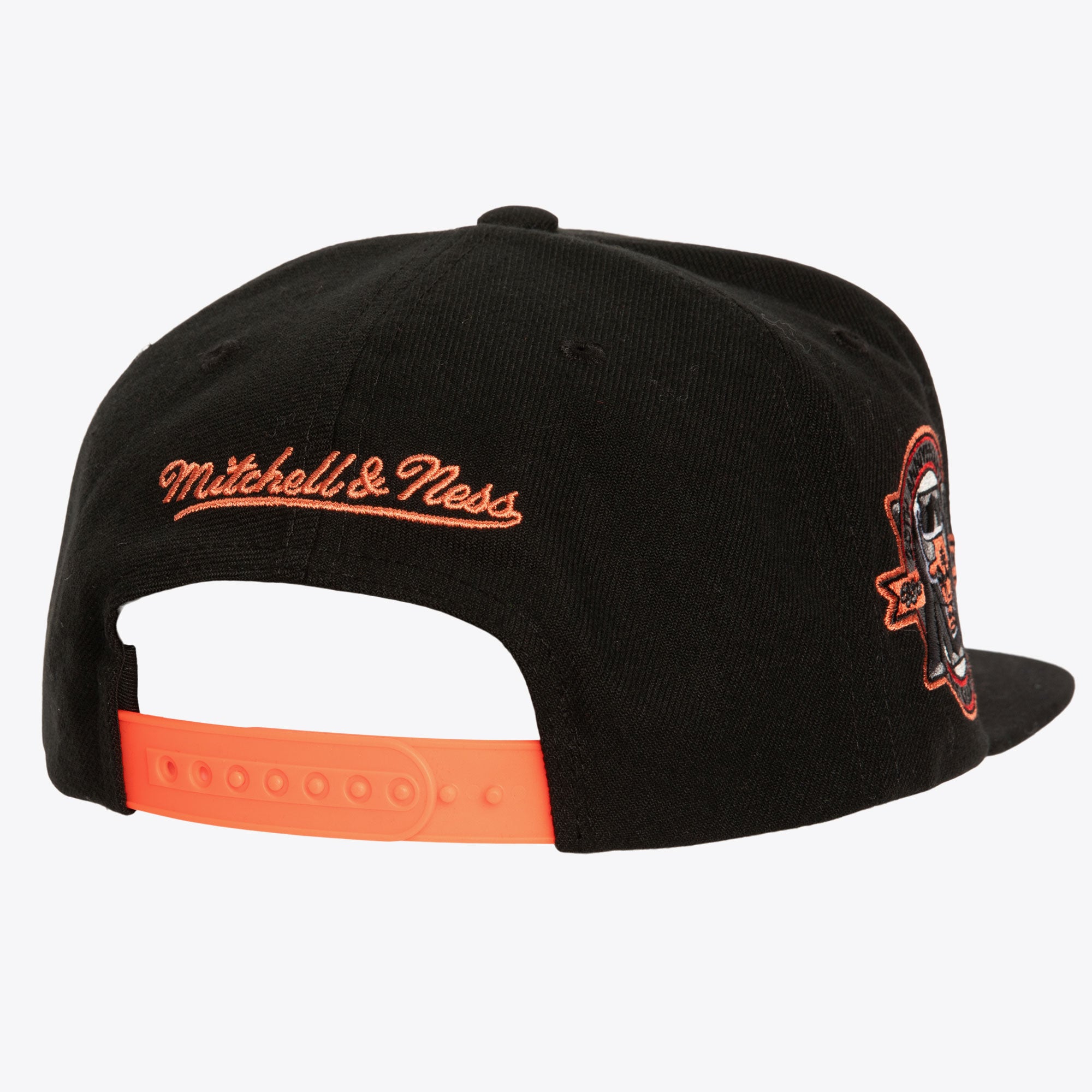 Gorra NBA Core VI Snapback Bulls Negro Rojo
