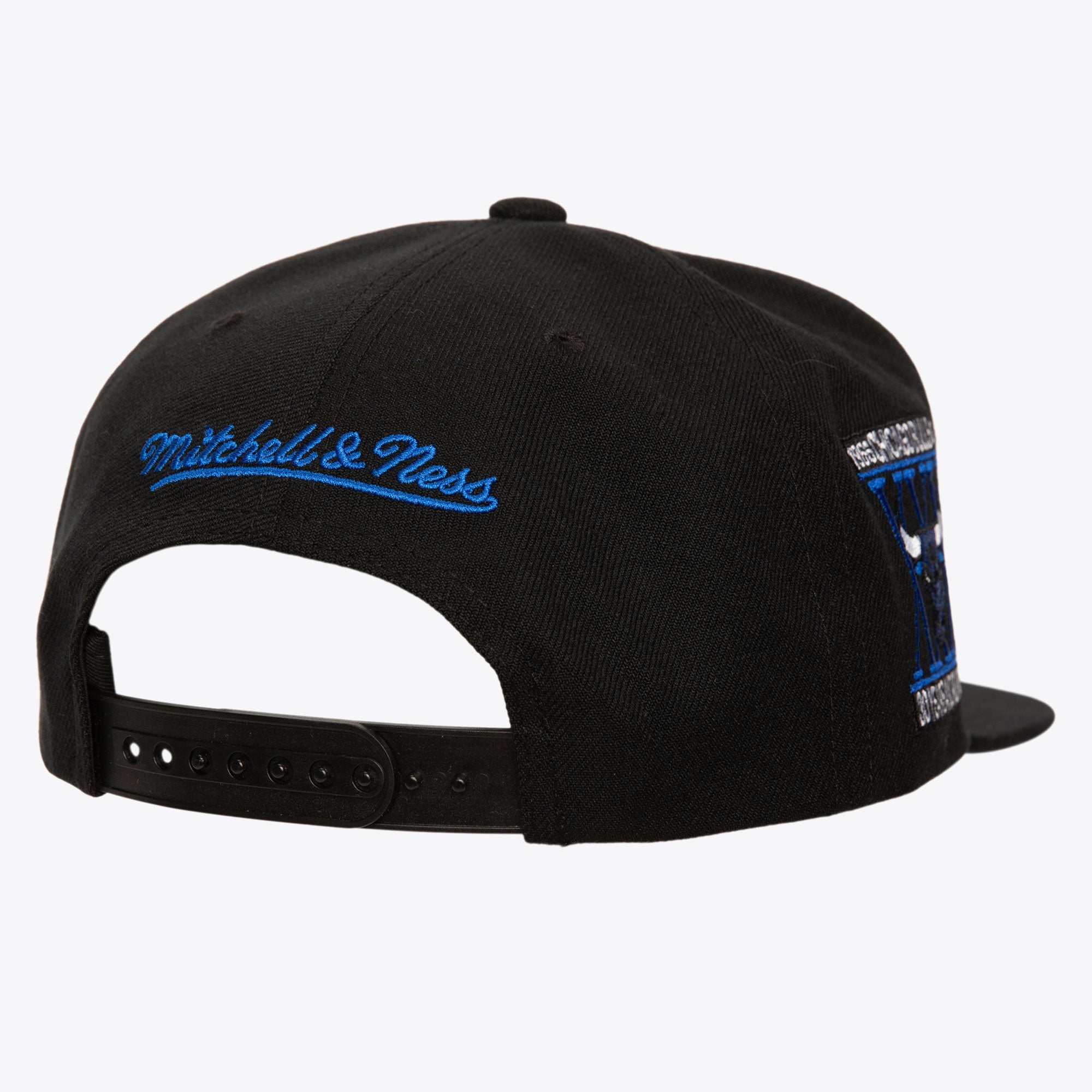 Gorra NBA Core XI Snapback Bulls Negro Azul