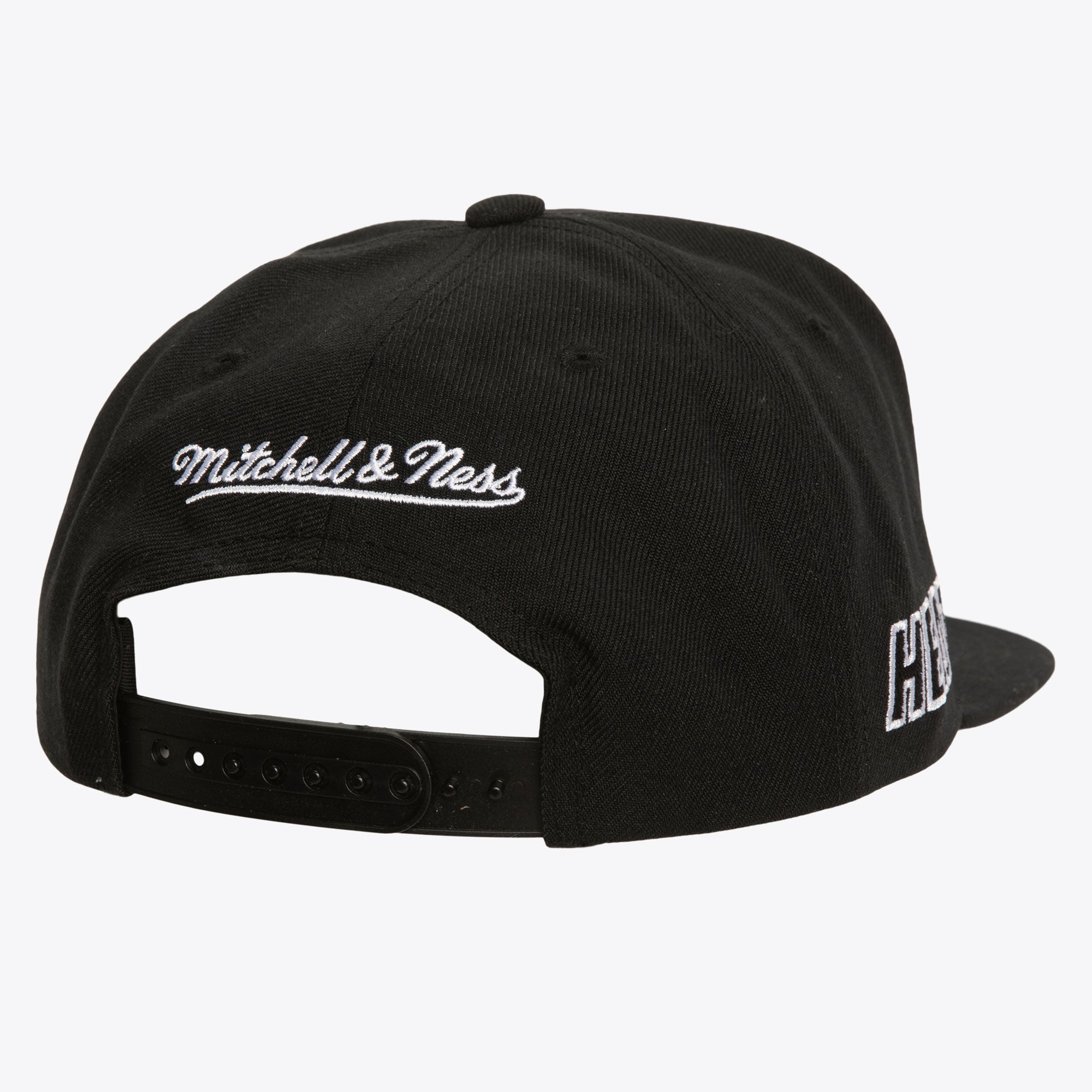 Gorra M&N NBA Evergreen Black White Snapback Heat