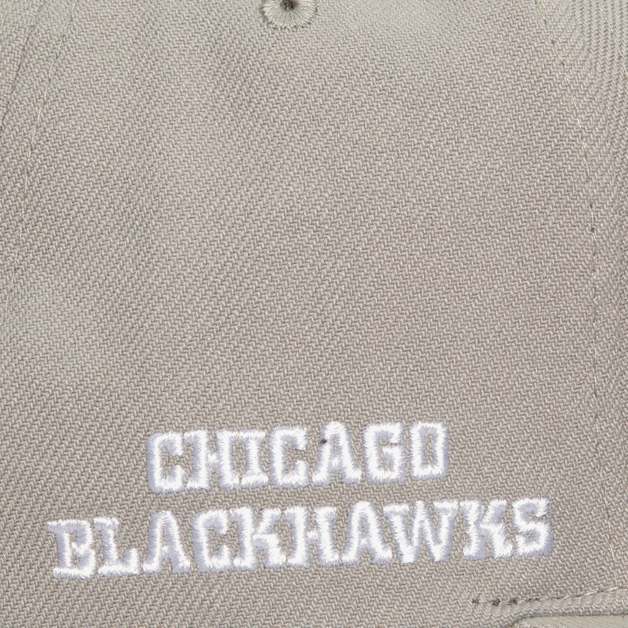 Gorra NHL Evergreen Grey White Snapback Blackhawks