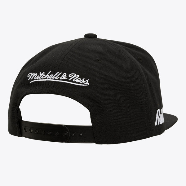 Gorra Mitchell Ness NFL Evergreen Black White Snapback Raiders