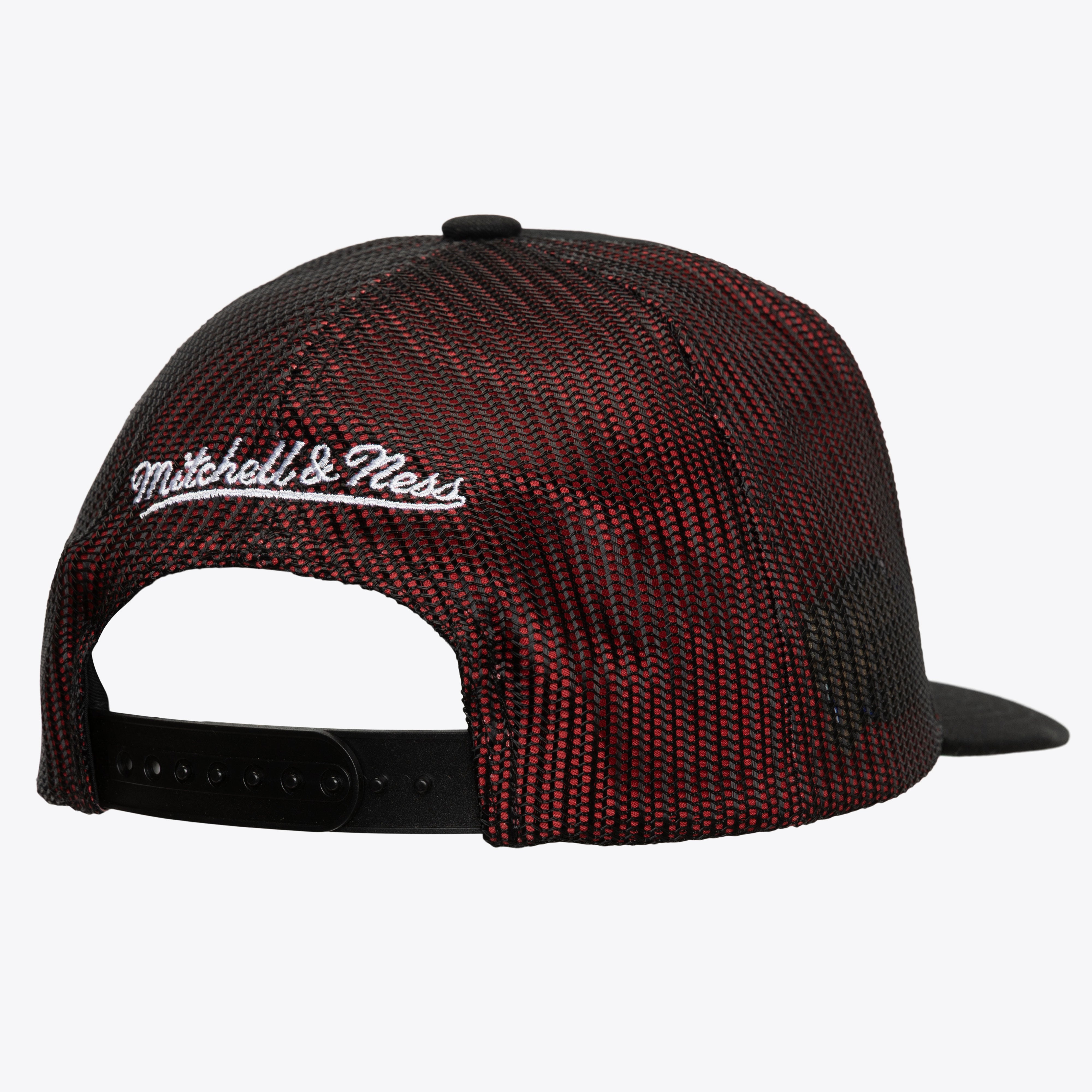 Gorra M&N NBA Tremor Trucker Bulls