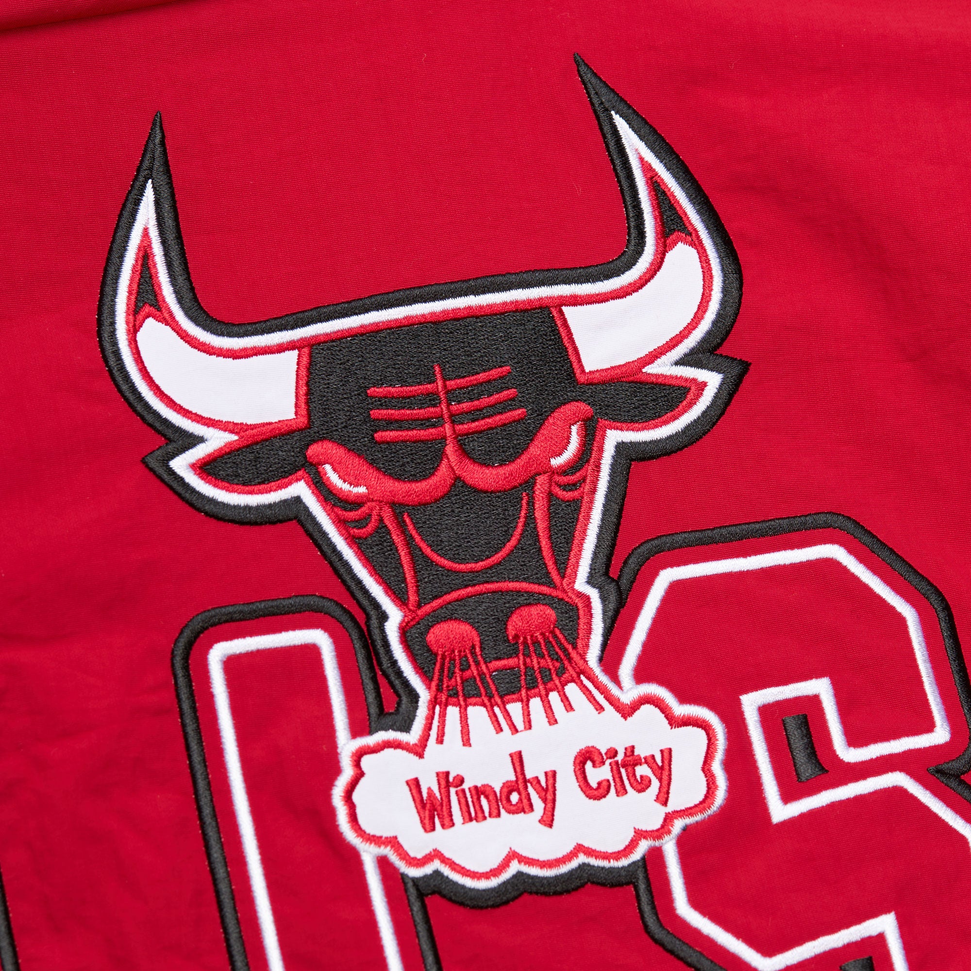 Chamarra NBA Throw It Back Retro Vintage Logo Bulls