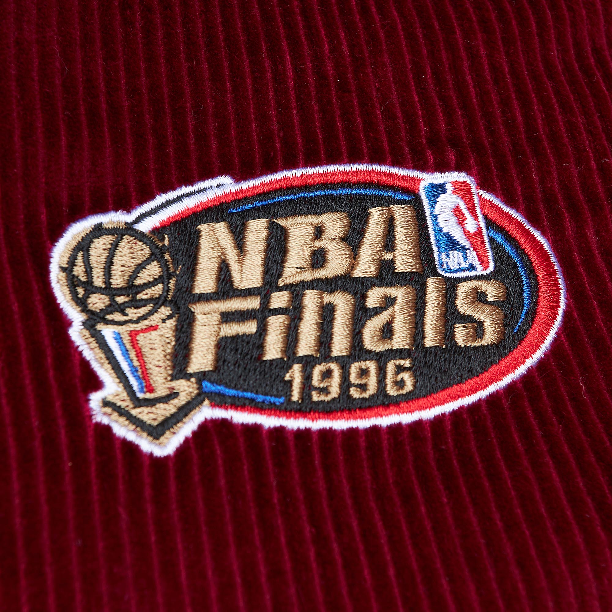 Chamarra NBA Collegiate Varsity Bulls