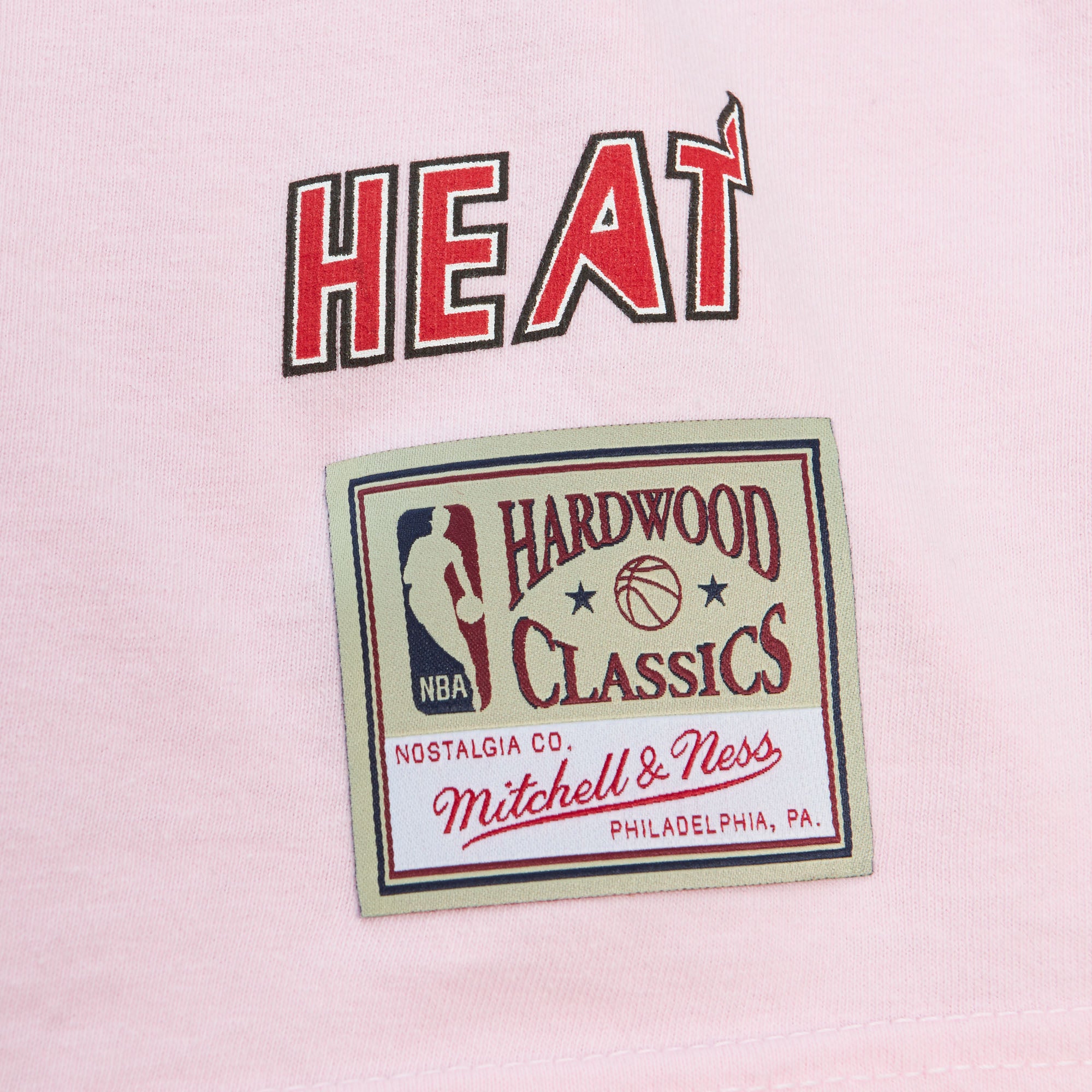 NBA SIDEWALK SKETCH LS TEE HWC HEAT