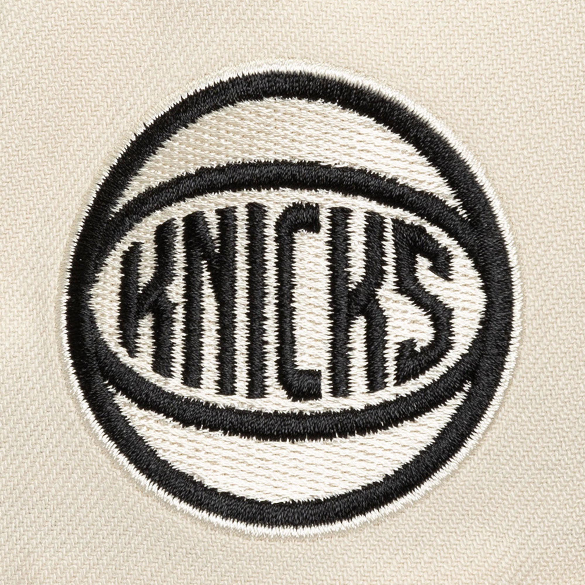 Gorra M&N NBA Evergreen Cream Black Snapback Knicks