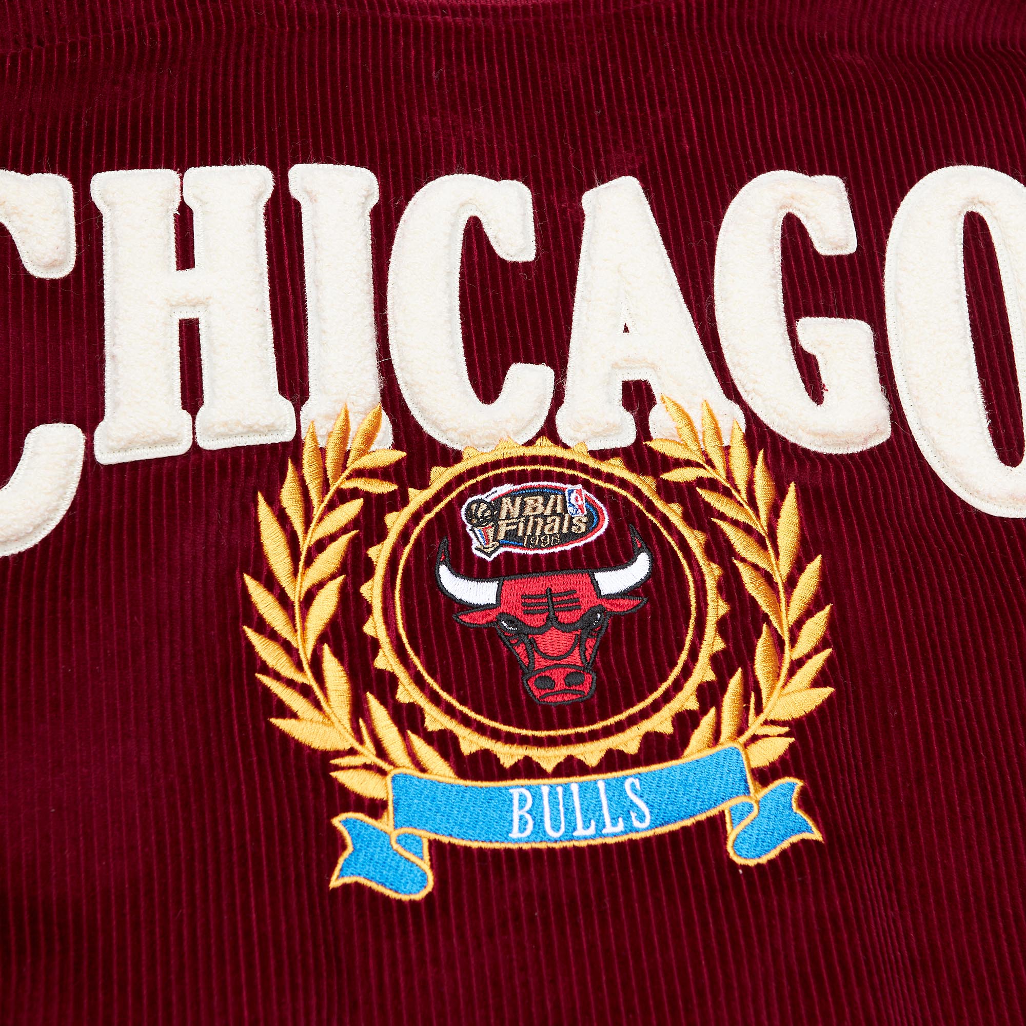 NBA COLLEGIATE VARSITY JACKET BULLS