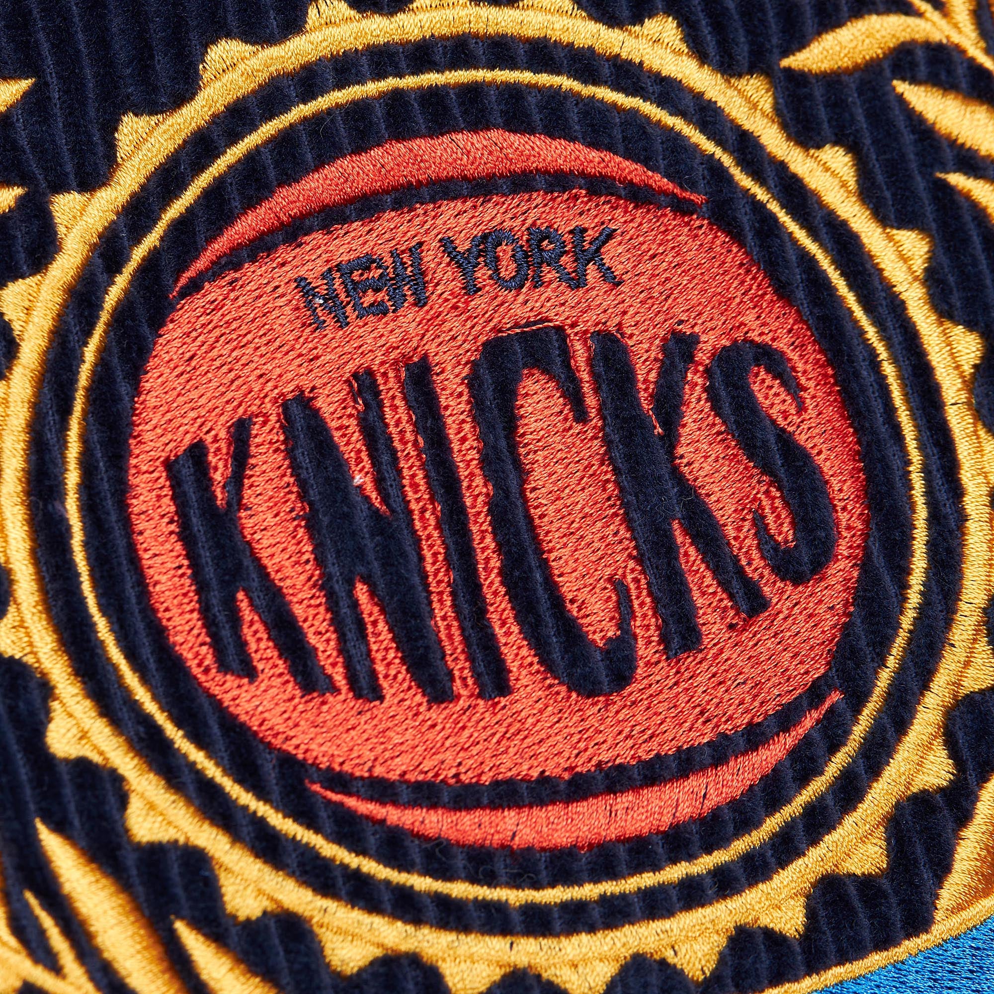 NBA COLLEGIATE VARSITY JACKET KNICKS