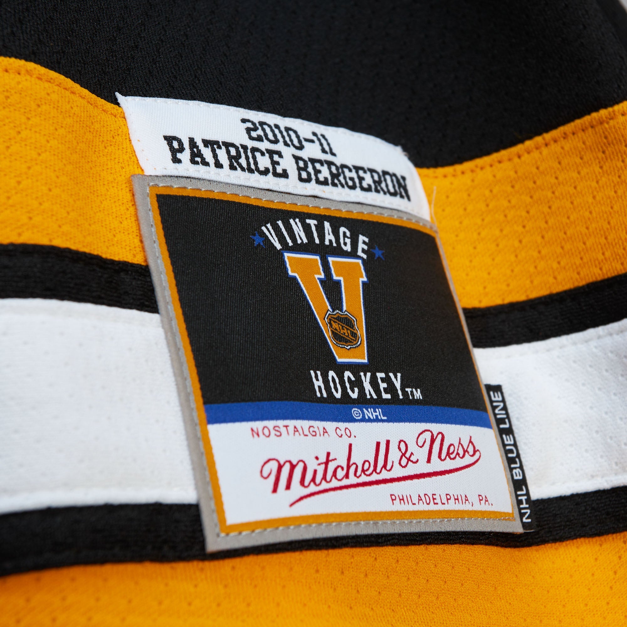 NHL Stanley Cup Jersey Bruins 2010 Patrice Bergeron