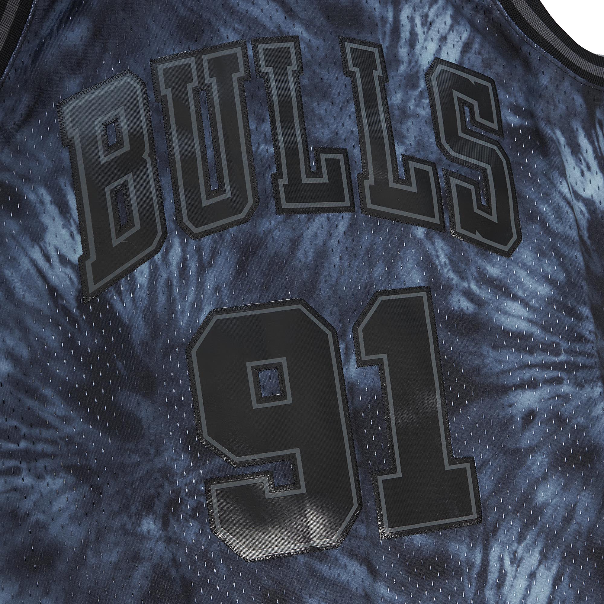 NBA Black Tie Dye Swingman Jersey Bulls 1995 Dennis Rodman