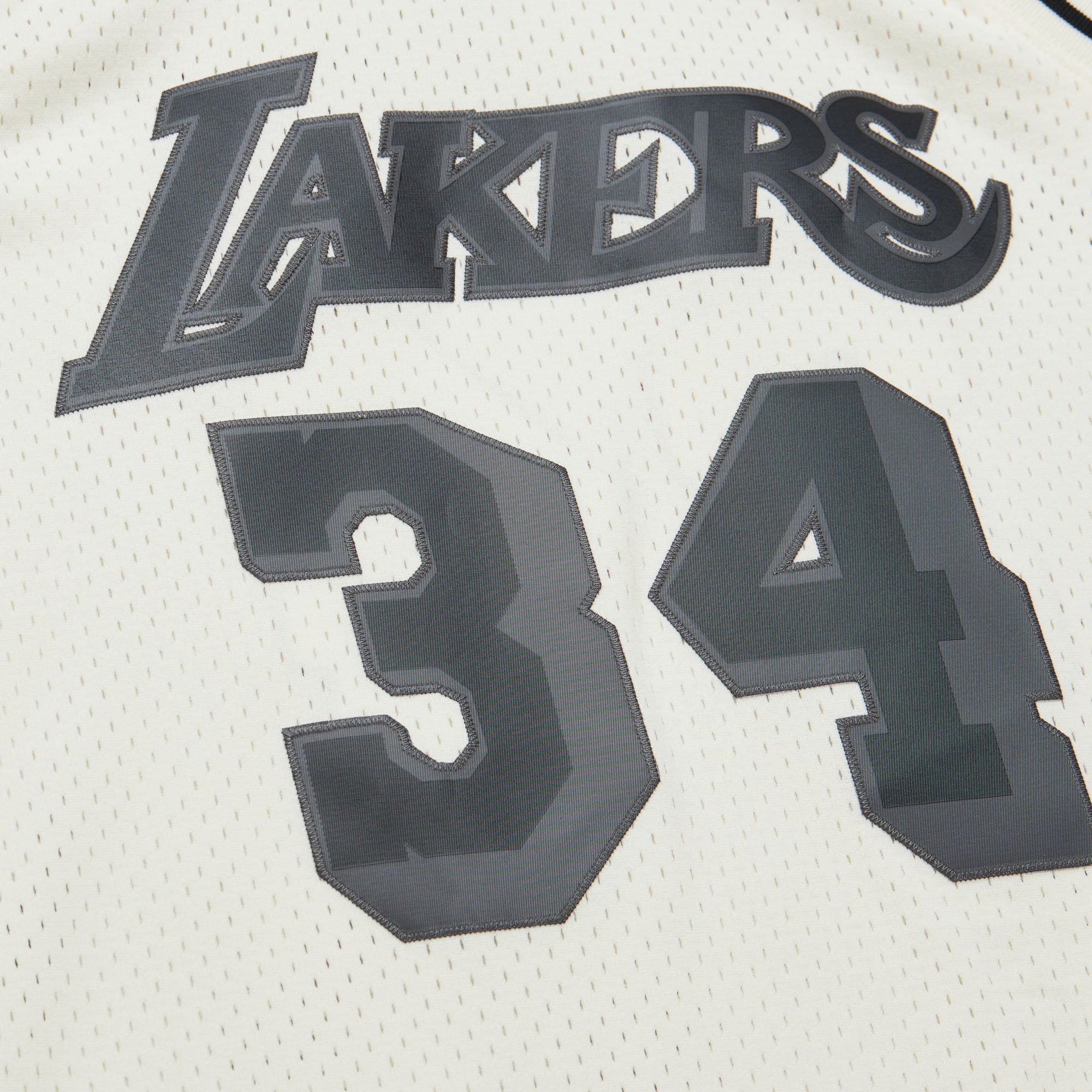 NBA OFF COURT CREAM JERSEY LAKERS 1996 SHAQUILLE O'NEAL